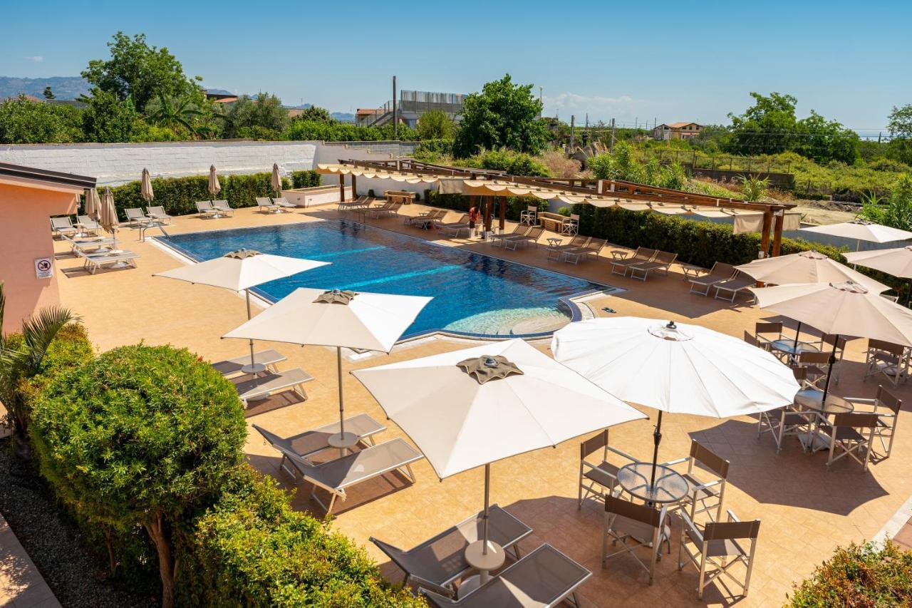 Il Giardino Country Holiday With Pool Taormina Exteriör bild