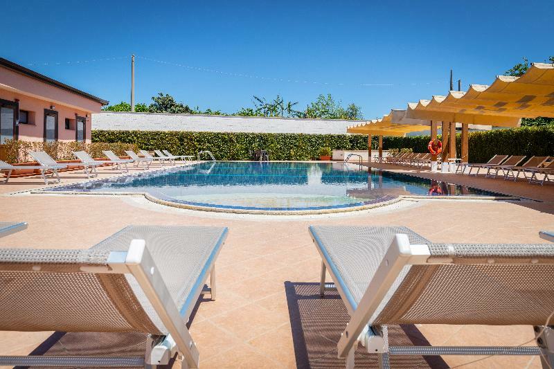 Il Giardino Country Holiday With Pool Taormina Exteriör bild