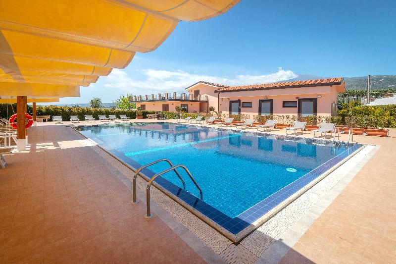 Il Giardino Country Holiday With Pool Taormina Exteriör bild